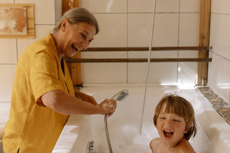 10 Amazing Tricks to Make Bathtime a Blast for Babies & Toddlers